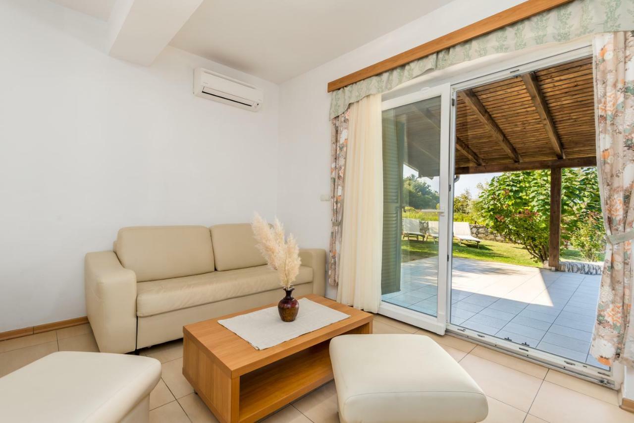 Villas Kampor Екстериор снимка