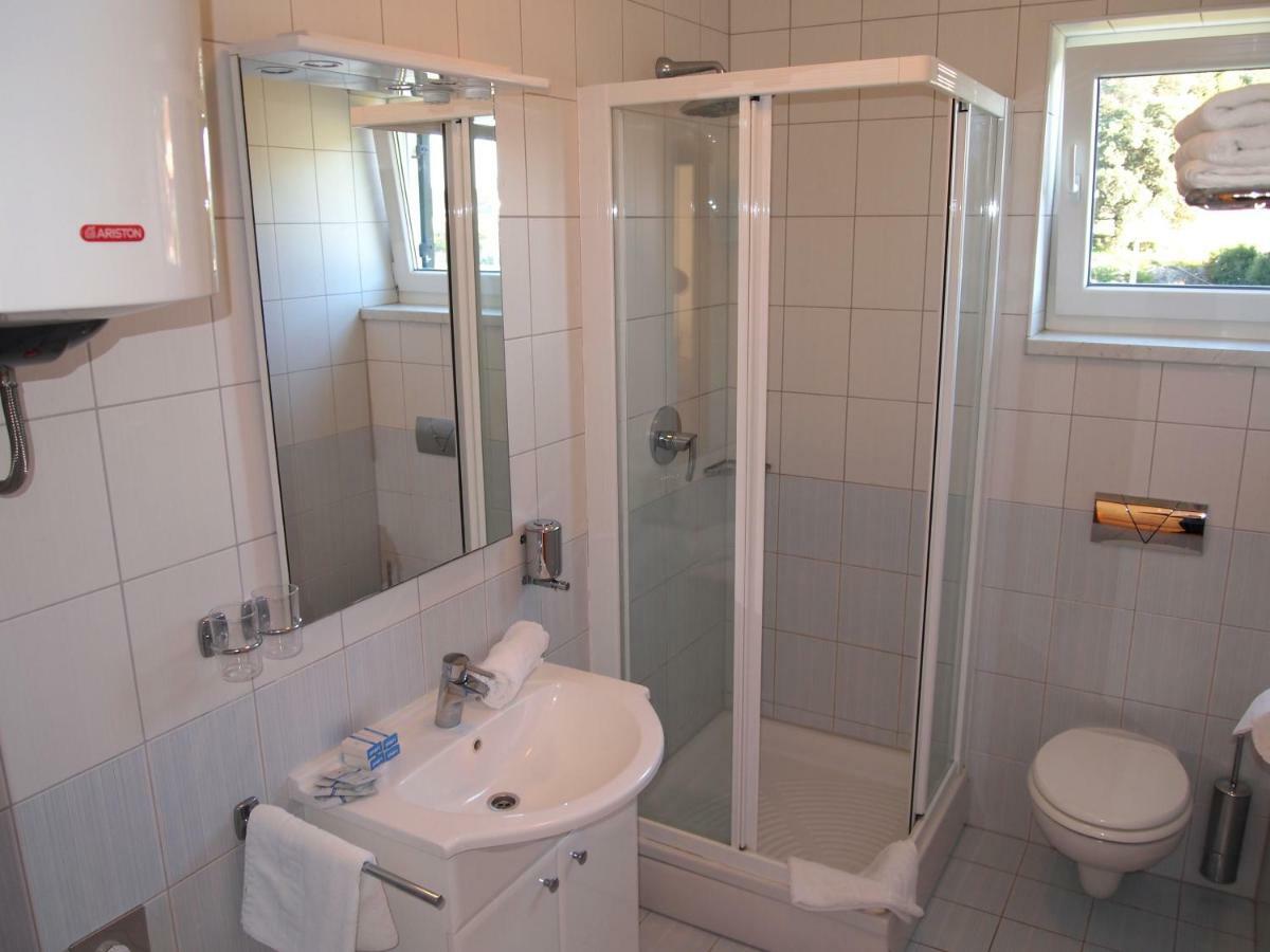 Villas Kampor Екстериор снимка