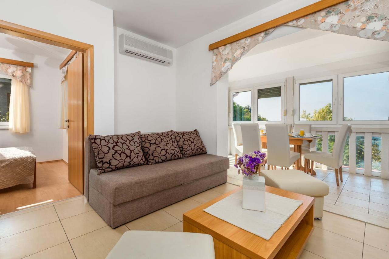 Villas Kampor Екстериор снимка