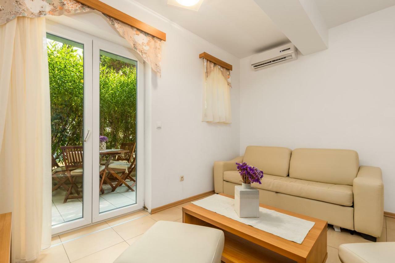 Villas Kampor Екстериор снимка